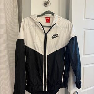 Nike Men’s Black and White Colorblock Windbreaker Jacket with Hood